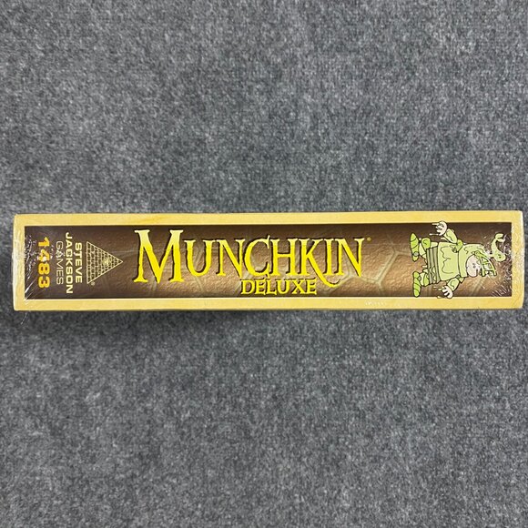 Munchkin Deluxe Family Board Game Steve Jackson Games 2018 SJG1483 Party Sealed - Picture 6 of 16